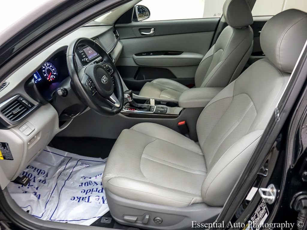 Used 2016 Ebony Black Kia EX image 9