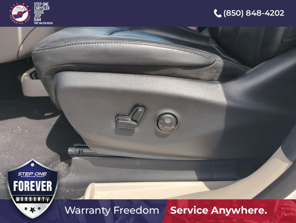 Used 2020 White Chrysler Touring L image 12