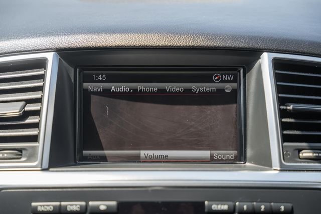 Used 2013 Black Mercedes-Benz ML 350 image 24