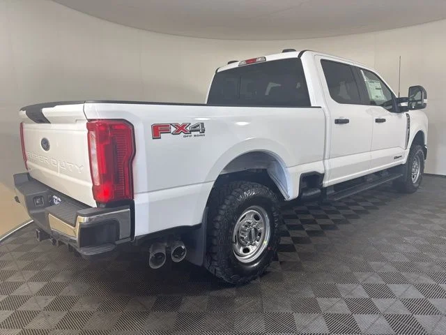 New 2026 Oxford White Ford XL image 3