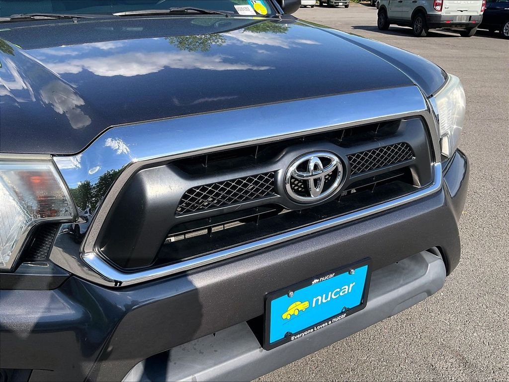 Used 2014 Gray Toyota Base image 29