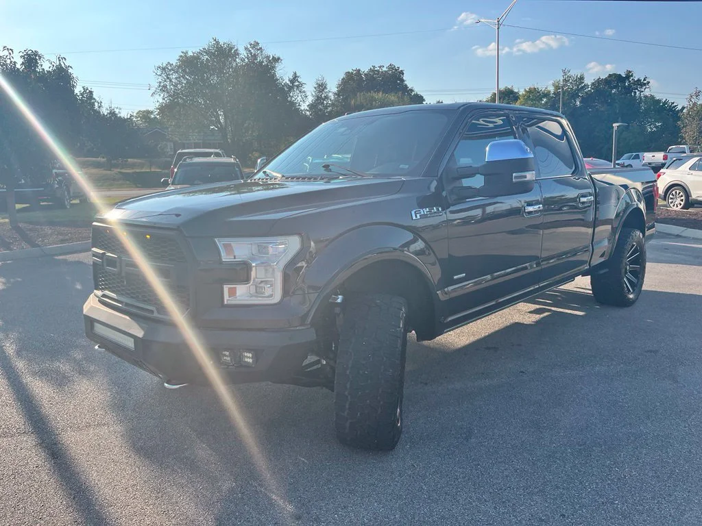Used 2017 Black Ford Platinum image 3