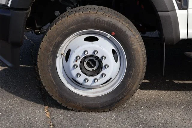 New 2026 Oxford White Ford F-550® XL image 12