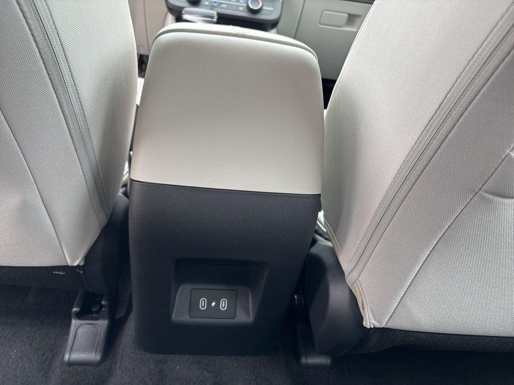 New 2026 White Pearl Hyundai SE FWD image 33
