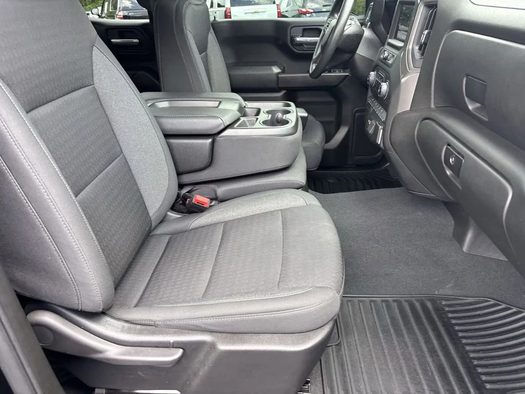 Used 2023 Black Chevrolet Custom image 20
