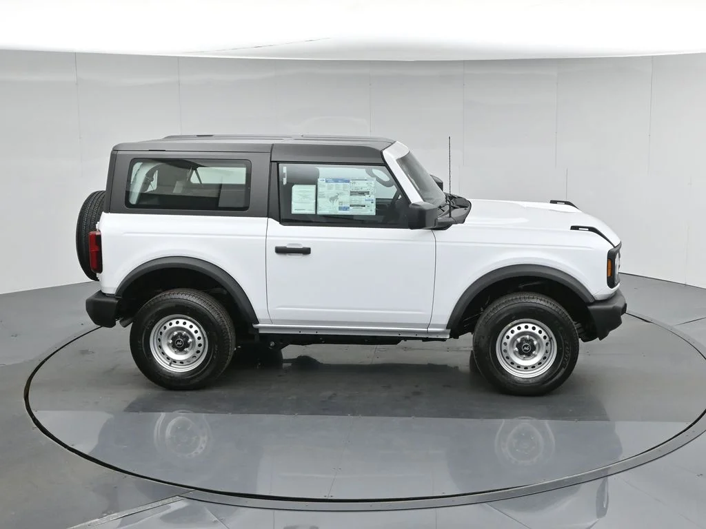 New 2026 Oxford White Ford Base image 36