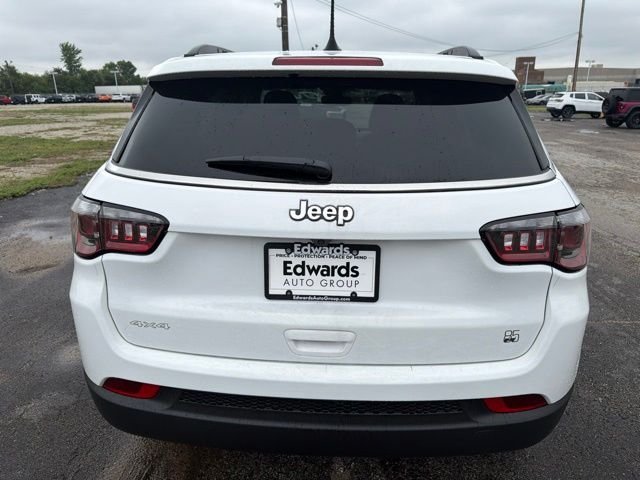 New 2026 Bright White Clearcoat Jeep 85TH ANNIVERSARY EDITION image 4