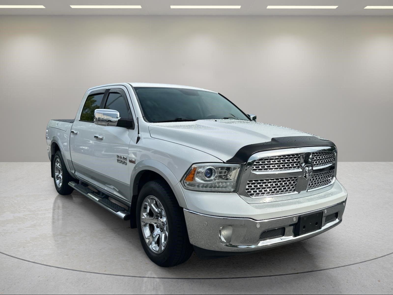 Used 2016 Bright White Clearcoat Ram Laramie image 7