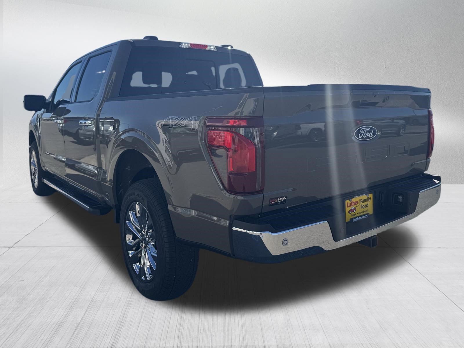 New 2026 Marsh Gray Ford XLT image 3