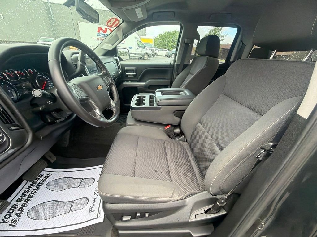 Used 2018 Gray Chevrolet LT image 13