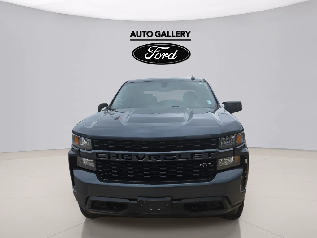 Used 2019 Shadow Gray Metallic Chevrolet Custom image 2