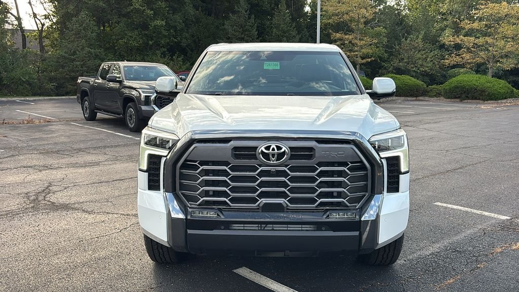 New 2026 Wind Chill Pearl <sup>1</sup> Toyota Tundra Platinum image 8
