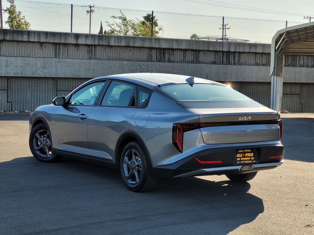 Used 2025 Gray Kia LXS image 6