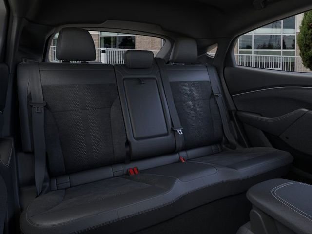 2025 Ford Mustang Mach-E GT - Photo 11