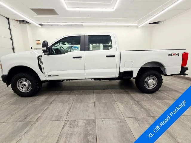 New 2026 Oxford White Ford F-250® XL image 2