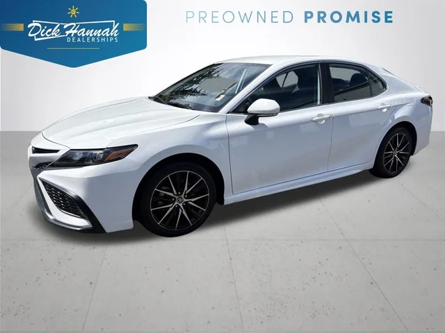 2024 Toyota Camry SE