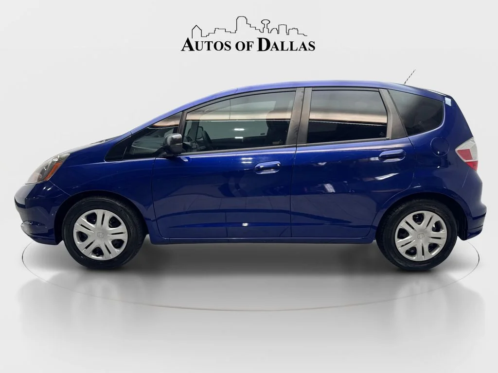 Used 2011  Honda Base image 5