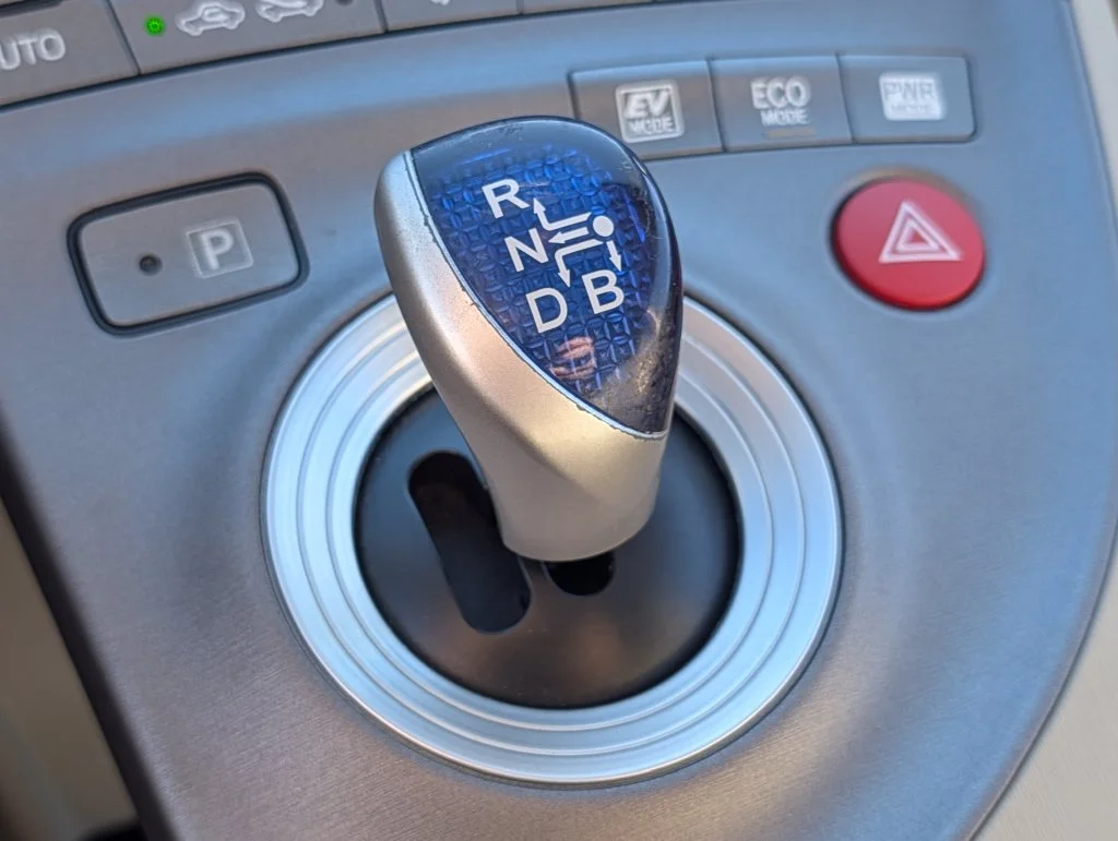 Used 2012 Beige Toyota Three image 25
