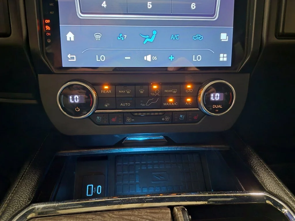 Used 2021 Magnetic Ford Limited image 33