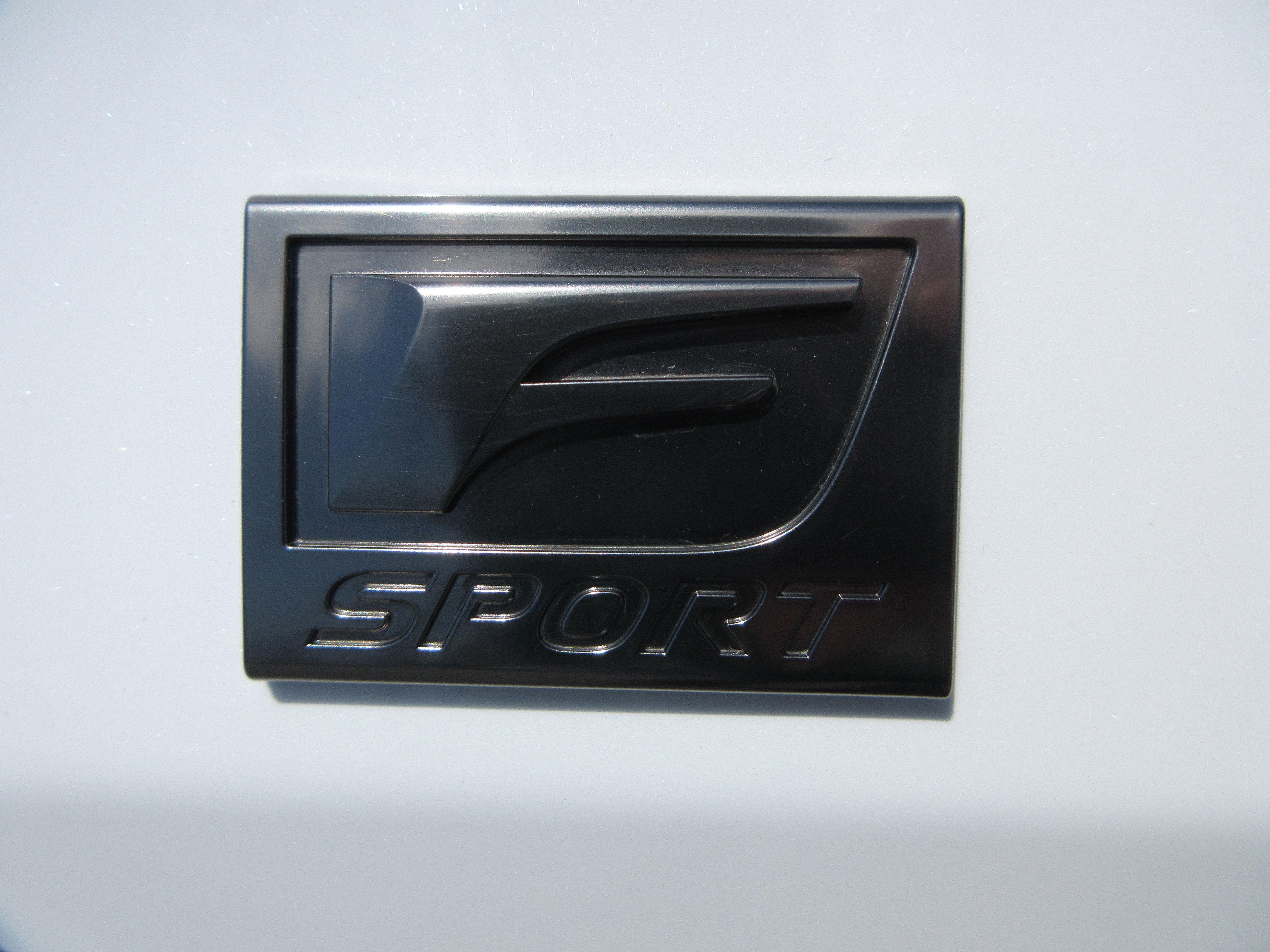 New 2026 Ultra White with Obsidian roof Lexus F SPORT DESIGN AWD image 3
