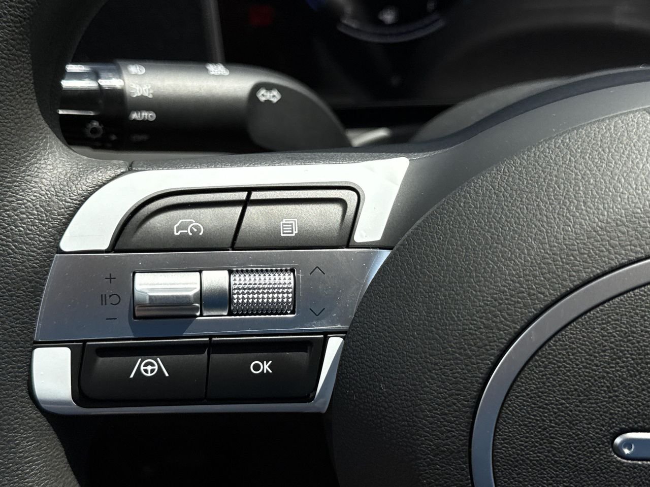 New 2026 Hampton Gray Hyundai SEL AWD image 19