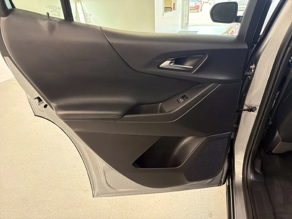 Used 2025 Gray Chevrolet LT image 9