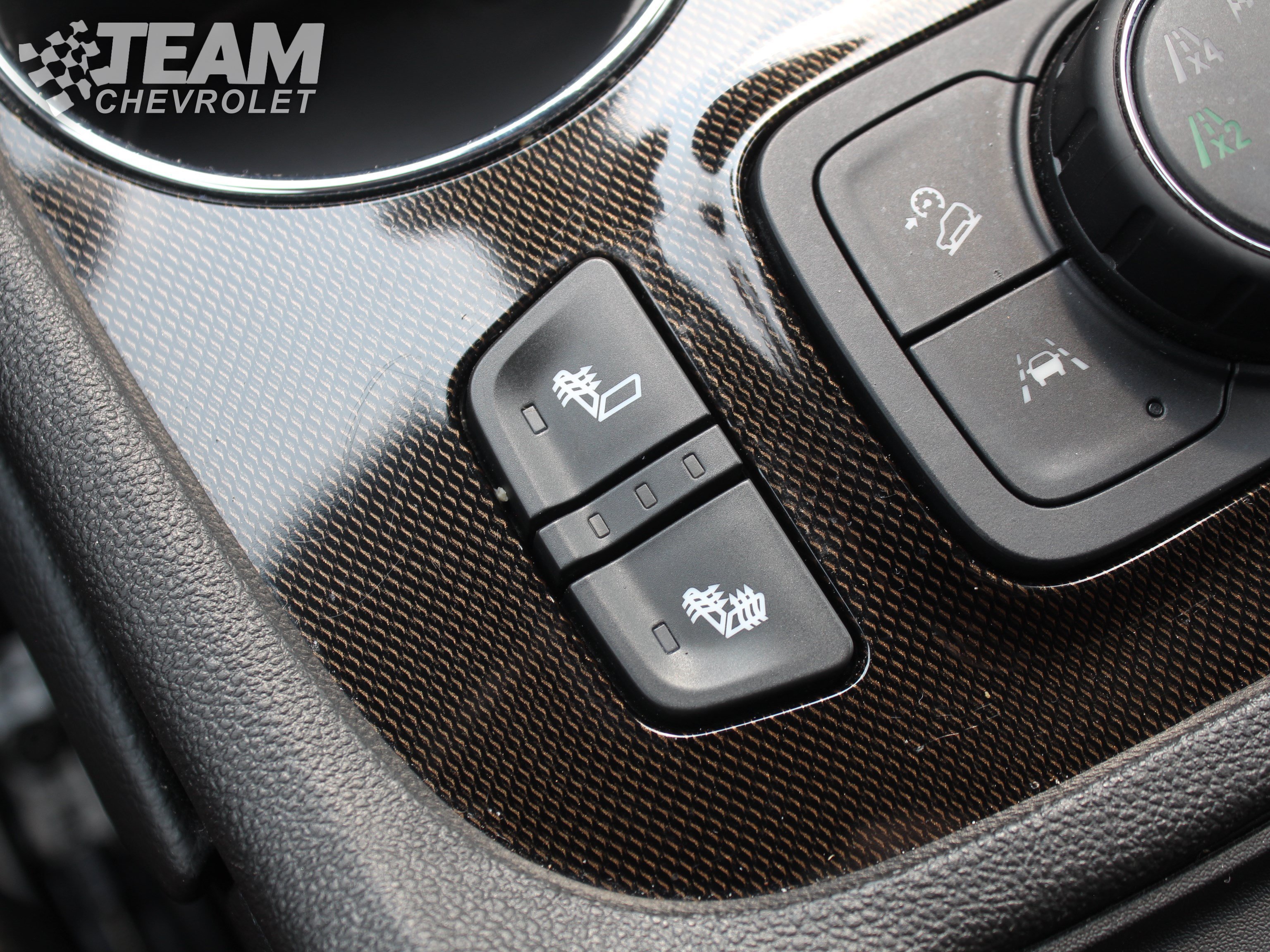 Used 2023 Summit White GMC AT4 image 18