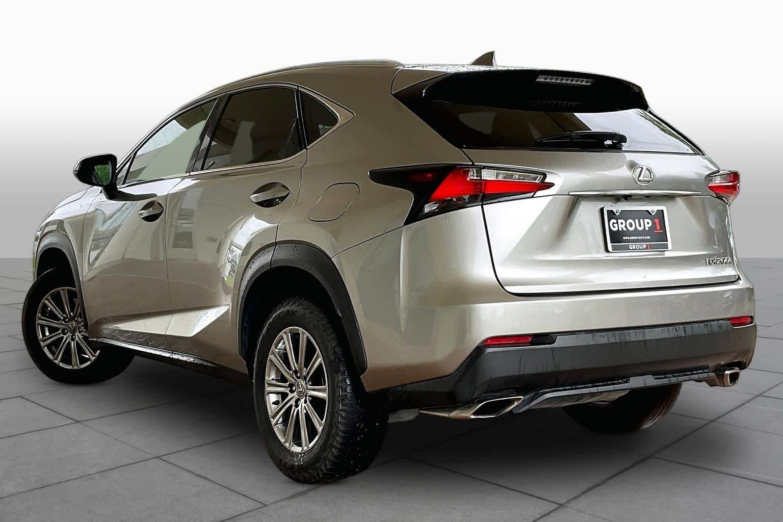 Used 2017 Atomic Silver Lexus  image 10
