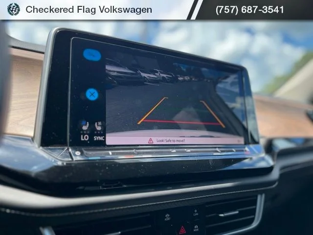 New 2026 White Volkswagen 2.0T SE image 39
