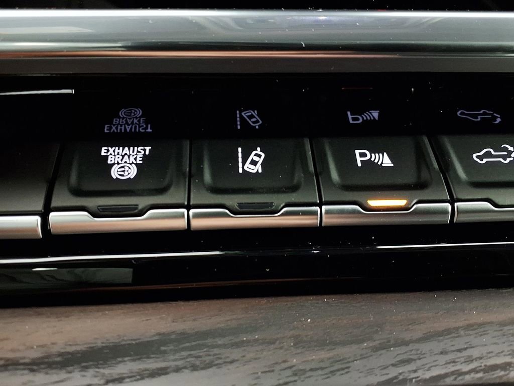 New 2026 Summit White GMC SLT image 21