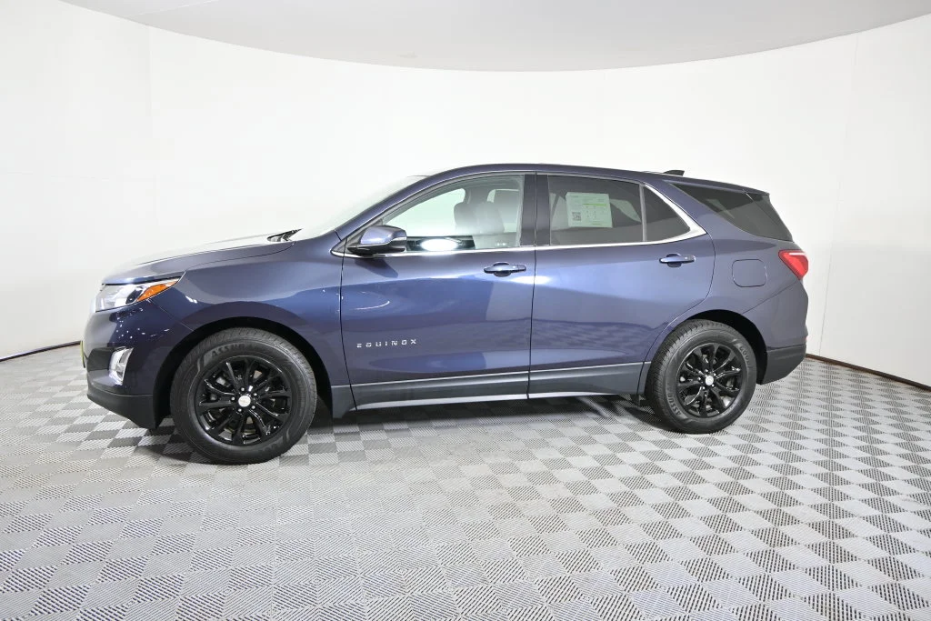 Used 2019 Chevrolet Equinox LT with VIN 3GNAXKEV2KS536550 for sale in Forest Lake, Minnesota