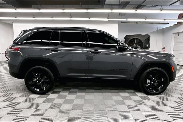 2024 Jeep Grand Cherokee Altitude - Photo 15