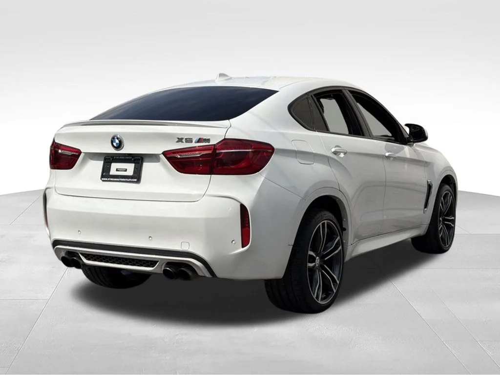 Used 2016 White BMW Base image 8