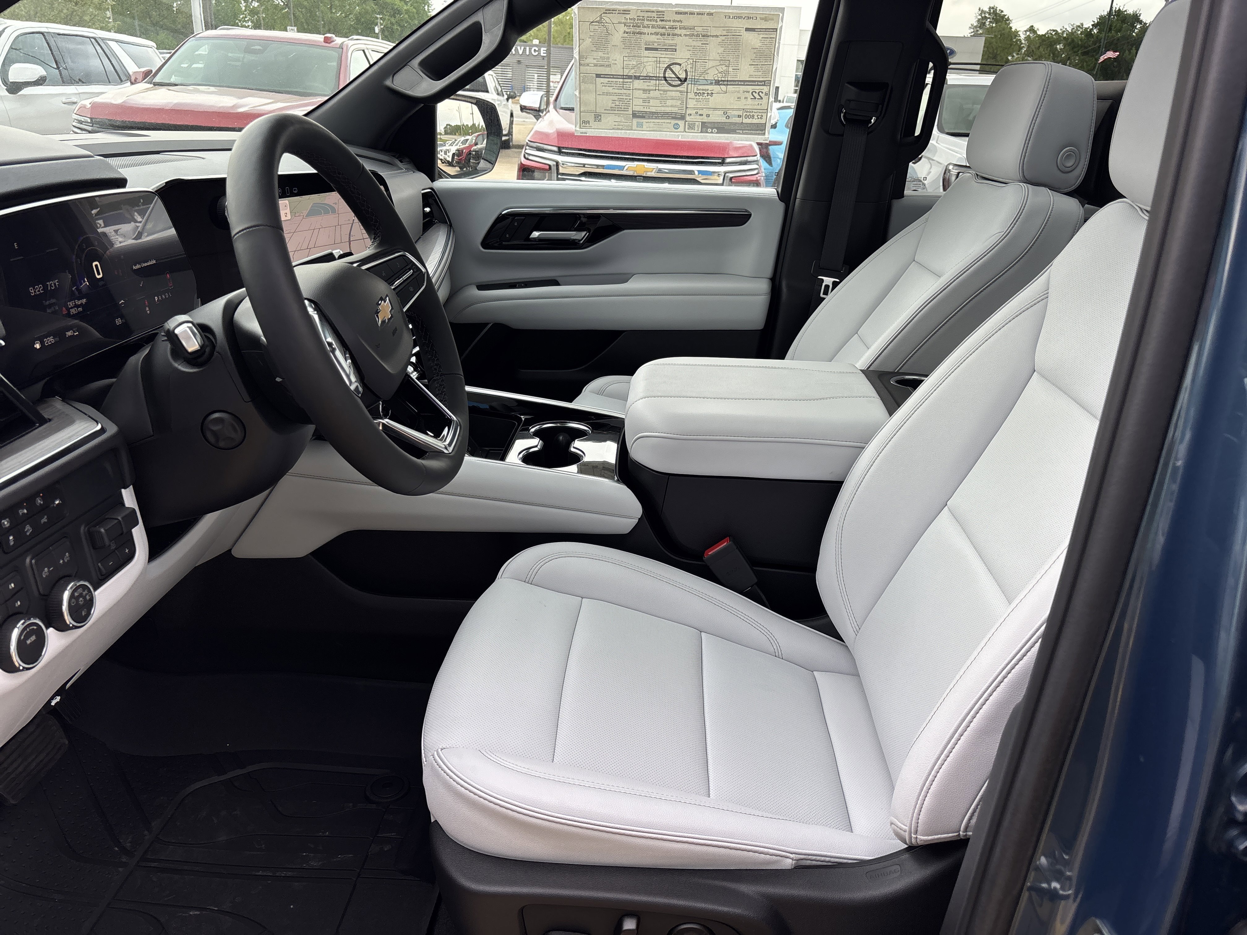 2025 Chevrolet Tahoe Premier - Photo 17