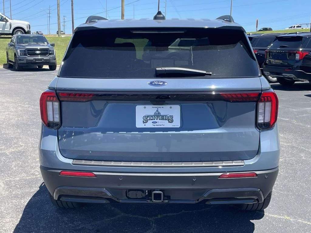 New 2026 Vapor Blue Metallic Ford ST-Line image 4