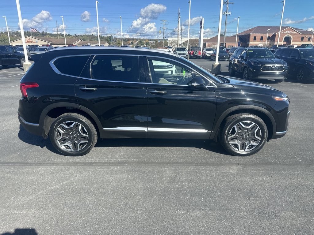 Certified Used 2023 Black Hyundai SEL Premium image 9