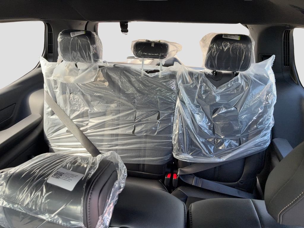New 2026 Bright White Clearcoat Jeep  image 21