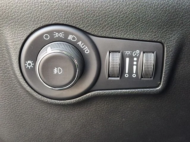 Certified Used 2024 Black Jeep Limited image 28