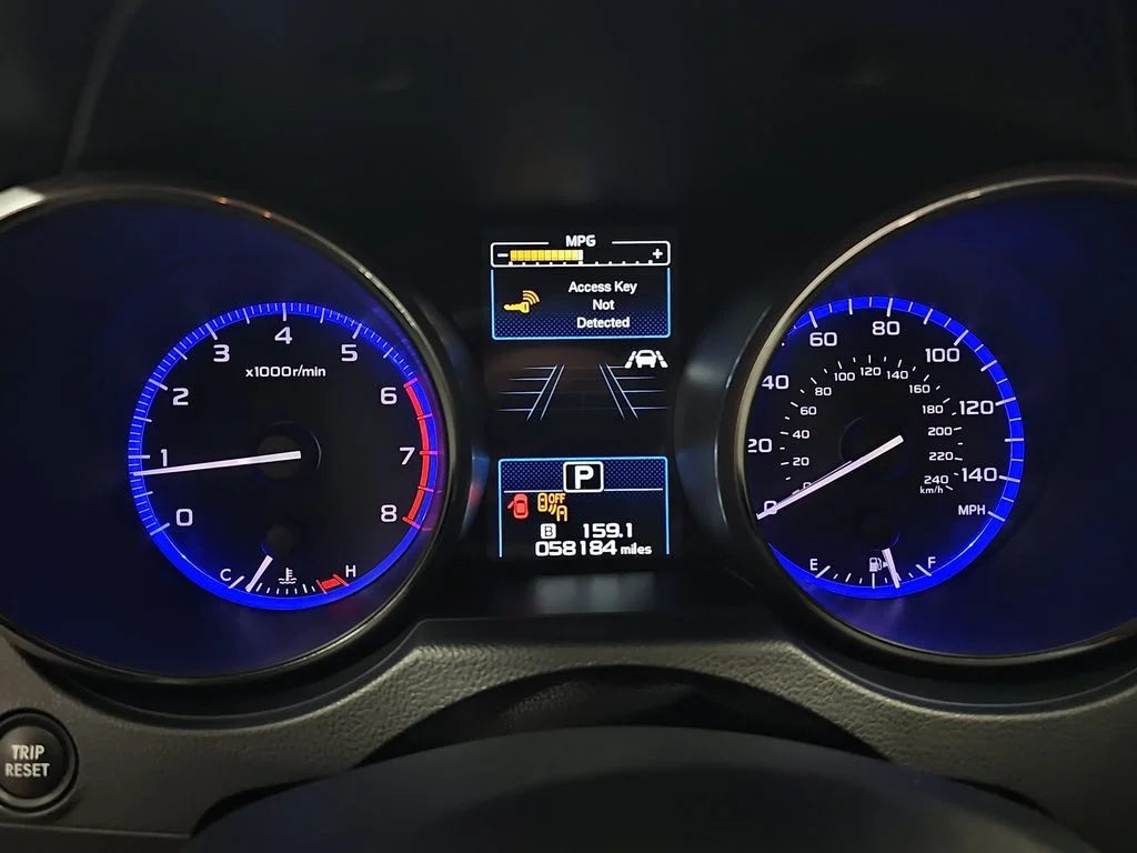 Used 2019 White Subaru 2.5i image 21