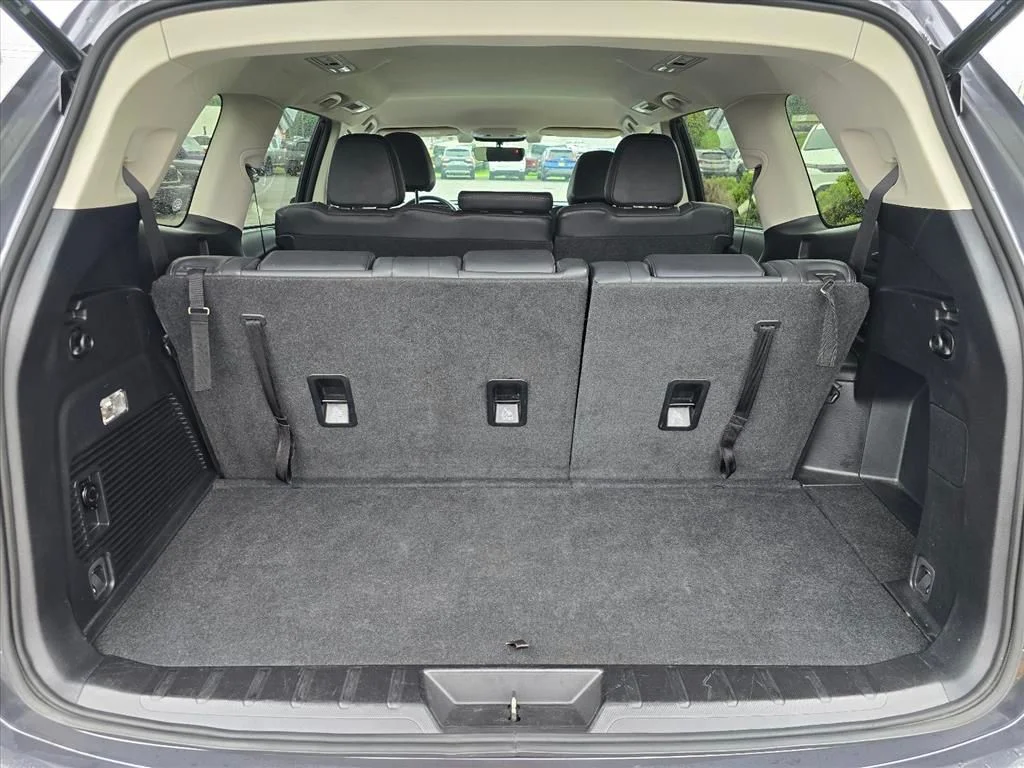 Used 2022 Gray Subaru Limited image 26