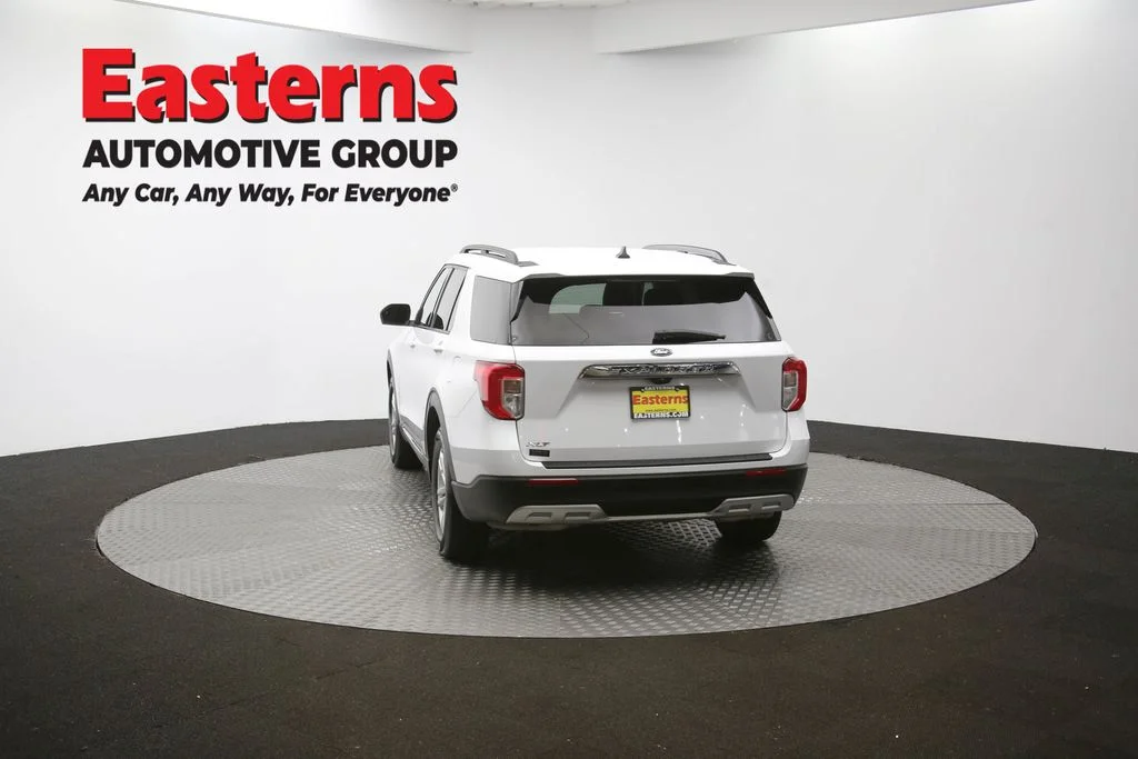 Used 2023 White Ford XLT image 64
