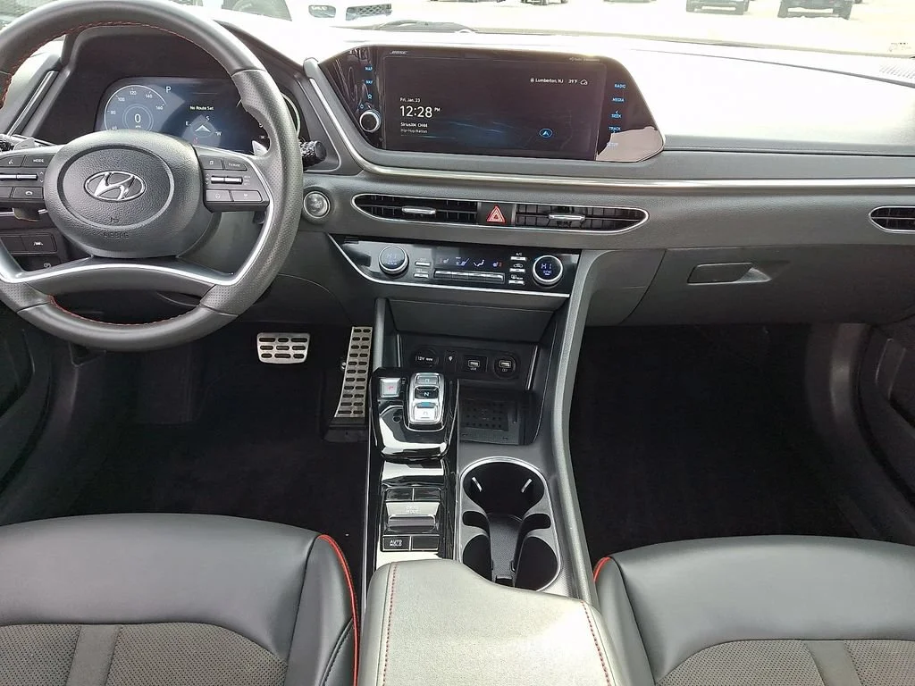 Used 2023 Hampton Gray Hyundai SEL Plus image 16