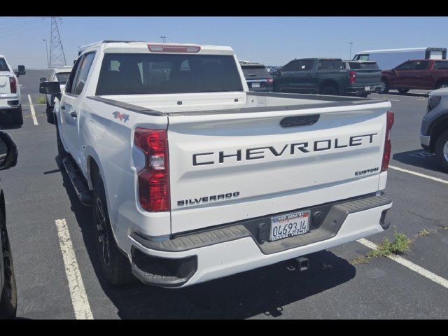 Used 2025 Summit White Chevrolet Custom image 5