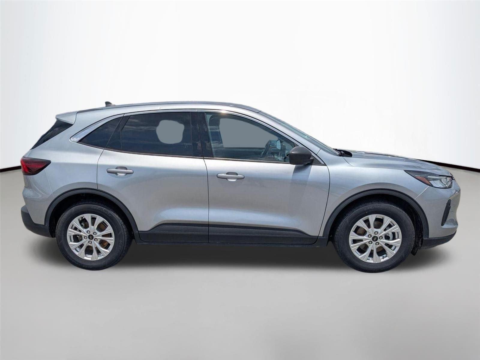Used 2023 Iconic Silver Metallic Ford Active image 4