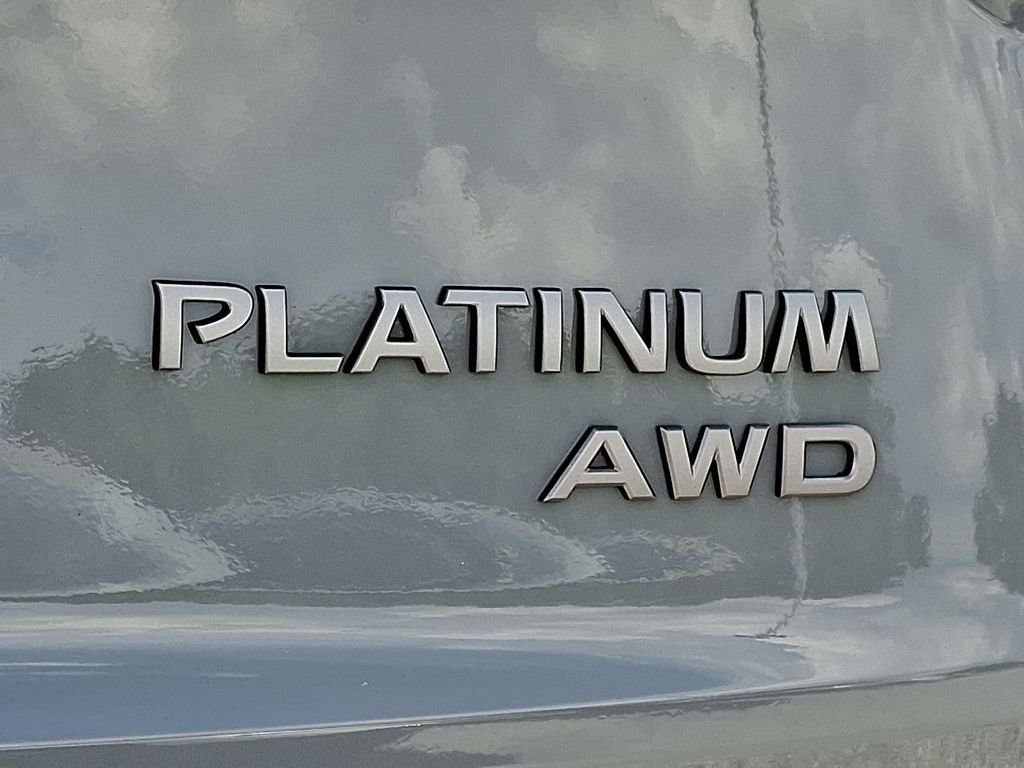 New 2026 Gray Nissan Platinum image 20