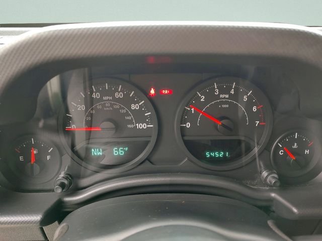 Used 2008 Green Jeep X image 12