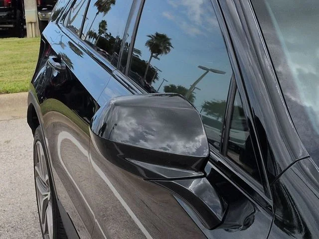 Used 2019 Stellar Black Metallic Cadillac Sport image 12