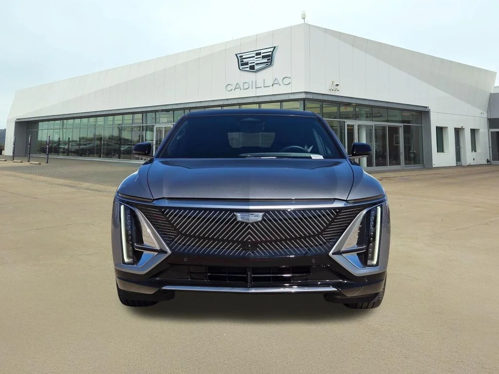 Used 2025 Cadillac LYRIQ Luxury 3 with VIN 1GYKPTRL8SZ304611 for sale in Fort Worth, TX