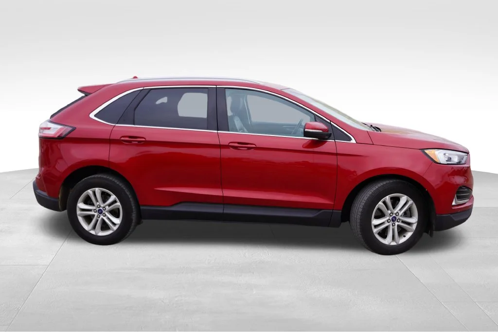 Used 2020 Red Metallic Ford SEL image 2