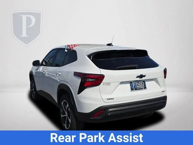 New 2026 Summit White Chevrolet 1RS image 9